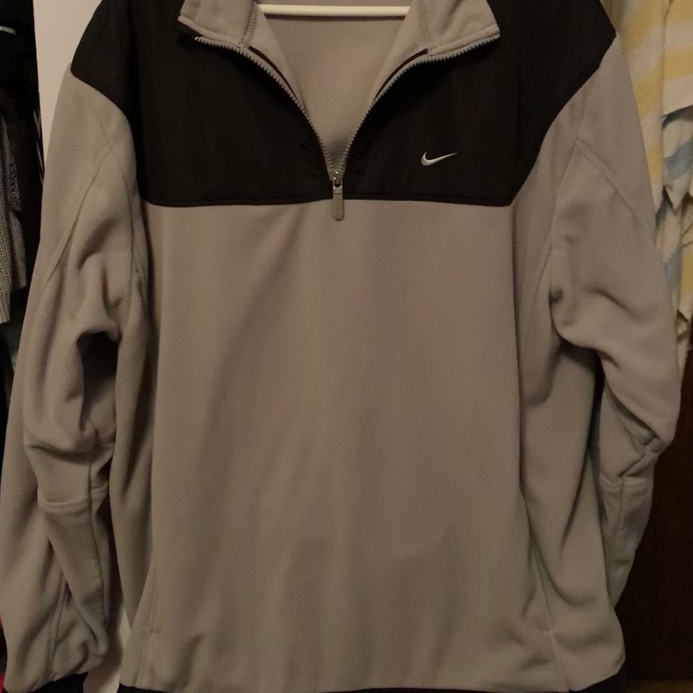SOLD on Depop, Nike Fleece Sweater